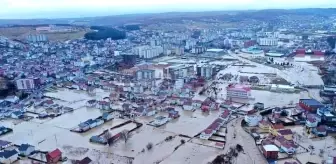 Kosova'da sel: Sokaklar sular altında kaldı