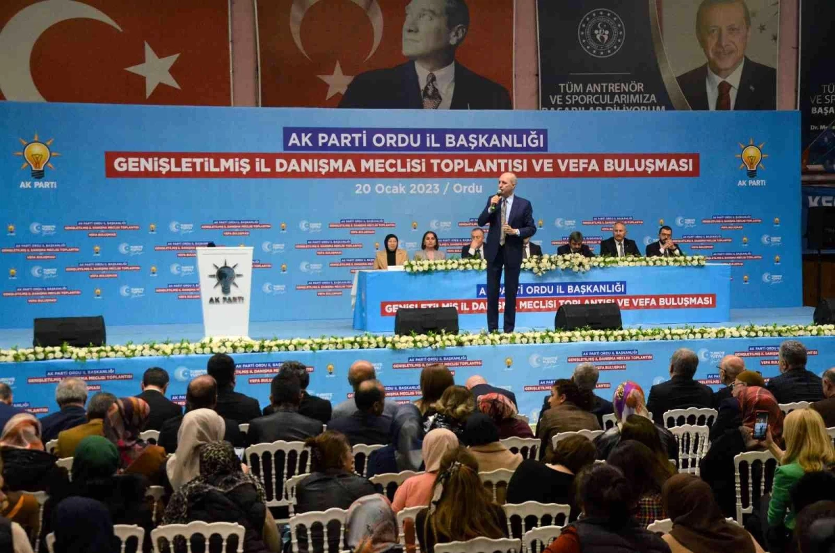 Kurtulmuş: "6\'lı masa Cumhurbaşkanlığı makamını \'dedikodu makamı\' zannediyor"