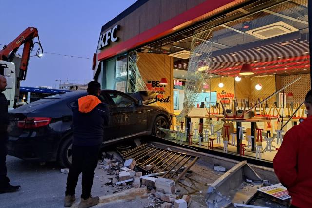 Malta'da araçla restorana dalan şahıs, Türk vatandaşını ezerek öldürdü