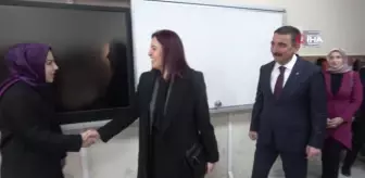 Siirt'te 89 bin 800 öğrenci karne sevinci yaşadı