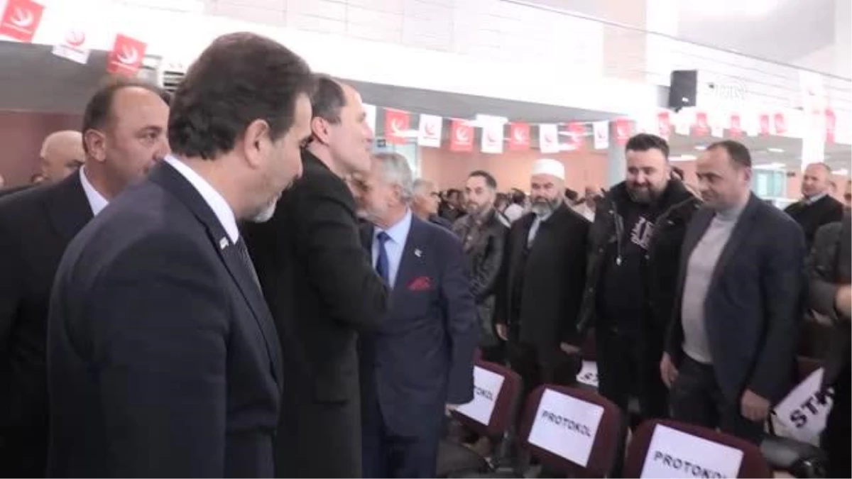 Yeniden Refah Partisi Genel Başkanı Erbakan Yozgat\'ta partililerle buluştu