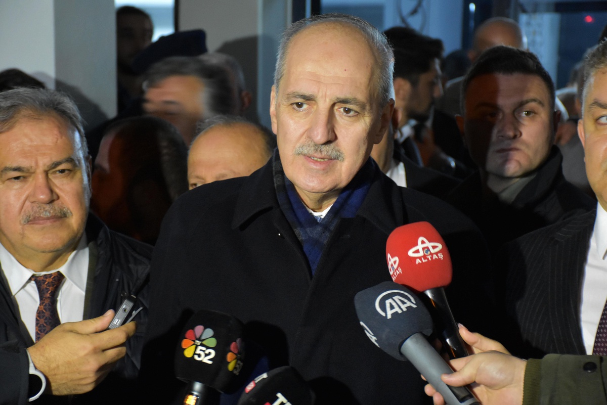 AK Parti Genel Başkanvekili Kurtulmuş\'tan İsveç\'te Kur\'an yakılmasına tepki Açıklaması