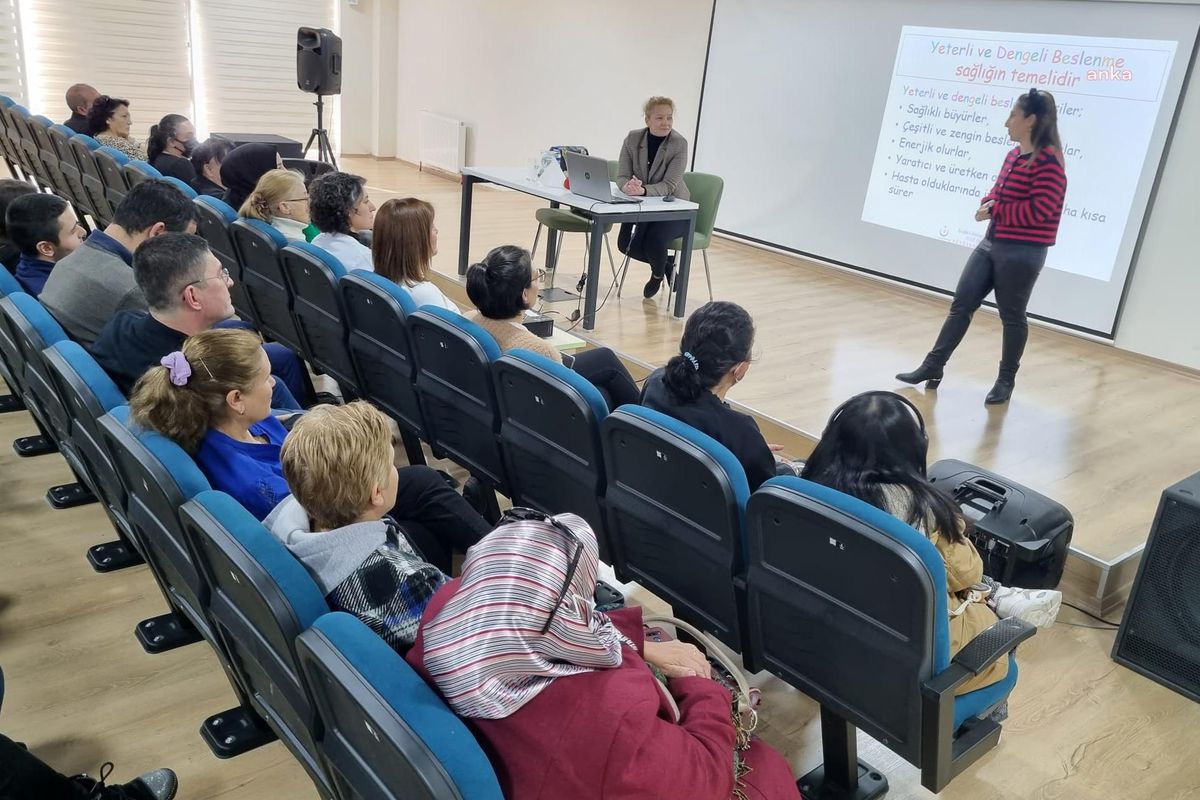 Çankaya Belediyesi\'nden Engelli Bireylere Beslenme Semineri