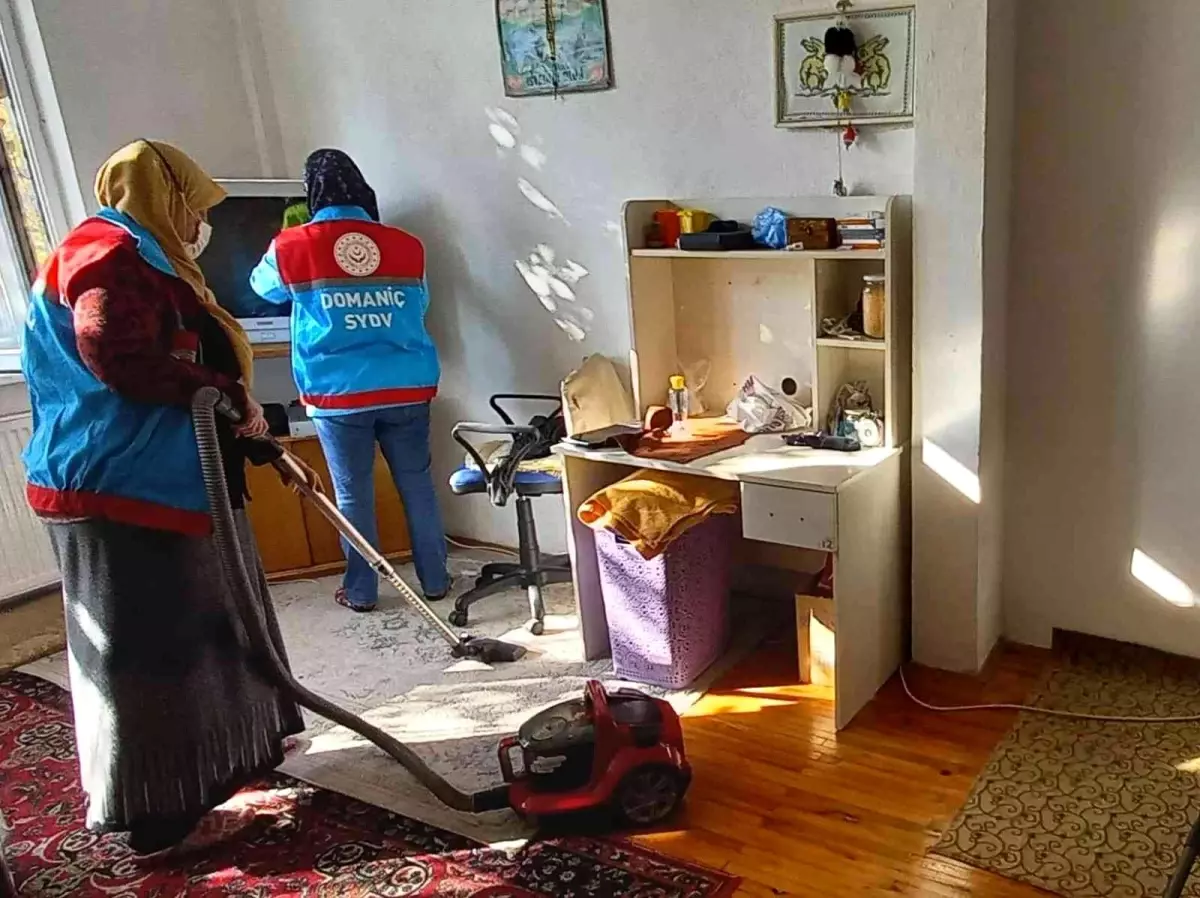 Domaniç\'te SYDV geçen yıl bin 952 kişiye 7 milyon 949 bin TL yardım yapıldı