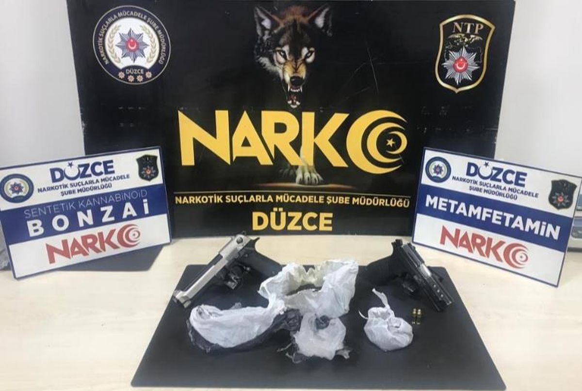 Düzce\'de uyuşturucu operasyonunda 2 şüpheli tutuklandı