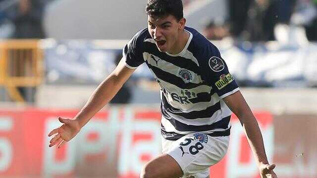 Hem Türkiye'nin hem de Avrupa'nın zirvesinde! Selçuk İnan'ın 16 yaşındaki prensi Yasin, tarihe geçti