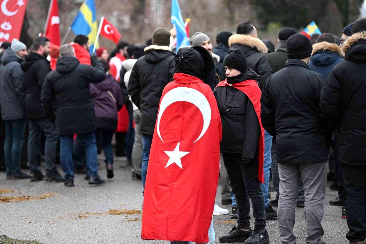 İsveç\'te Avrupa Türk Demokratlar Birliği\'nden Cumhurbaşkanı Erdoğan\'a destek