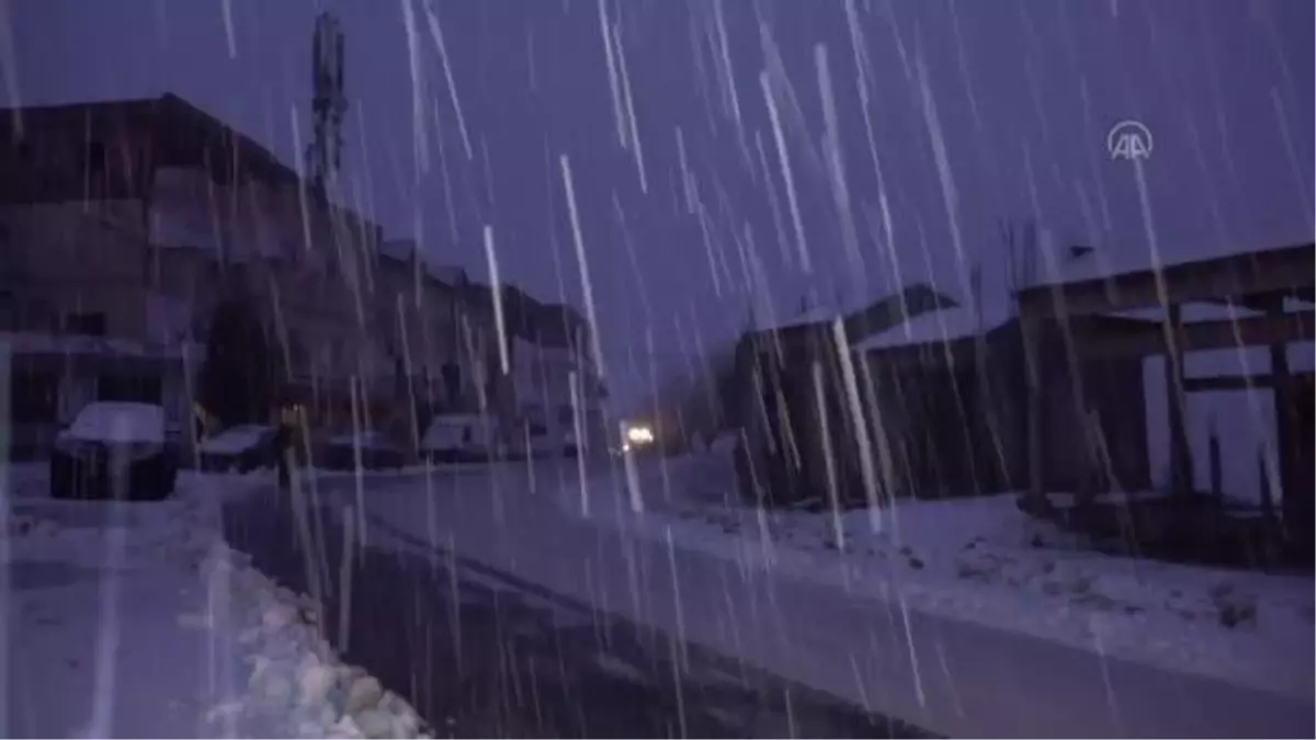 Tunus'ta kar yağışı etkili oldu (2)