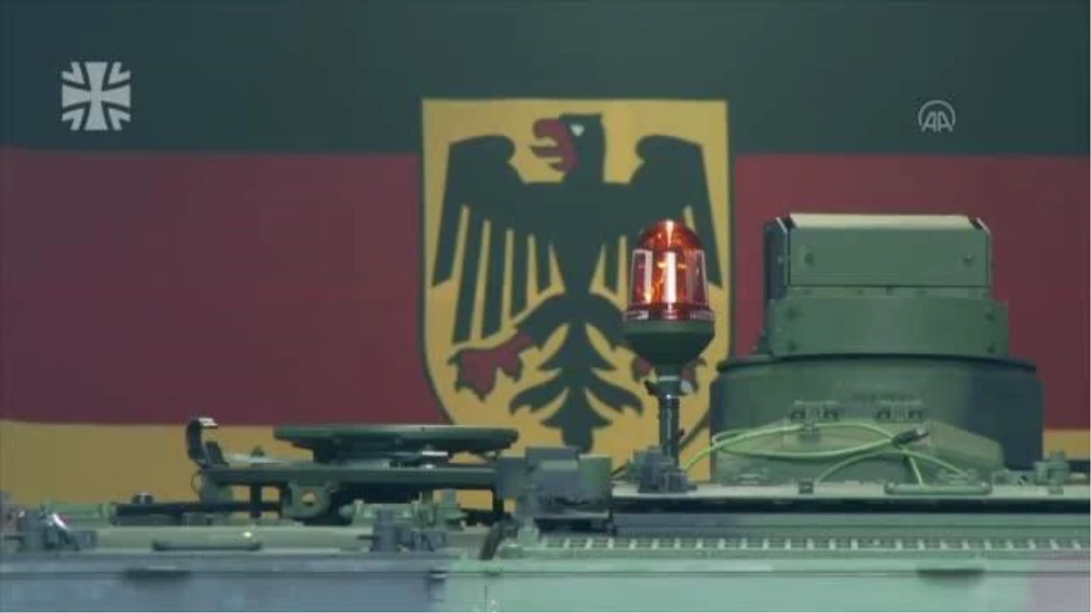 Üç Baltık ülkesi, Ukrayna\'ya "Leopard" tankı göndermesi için Almanya\'ya çağrı yaptı