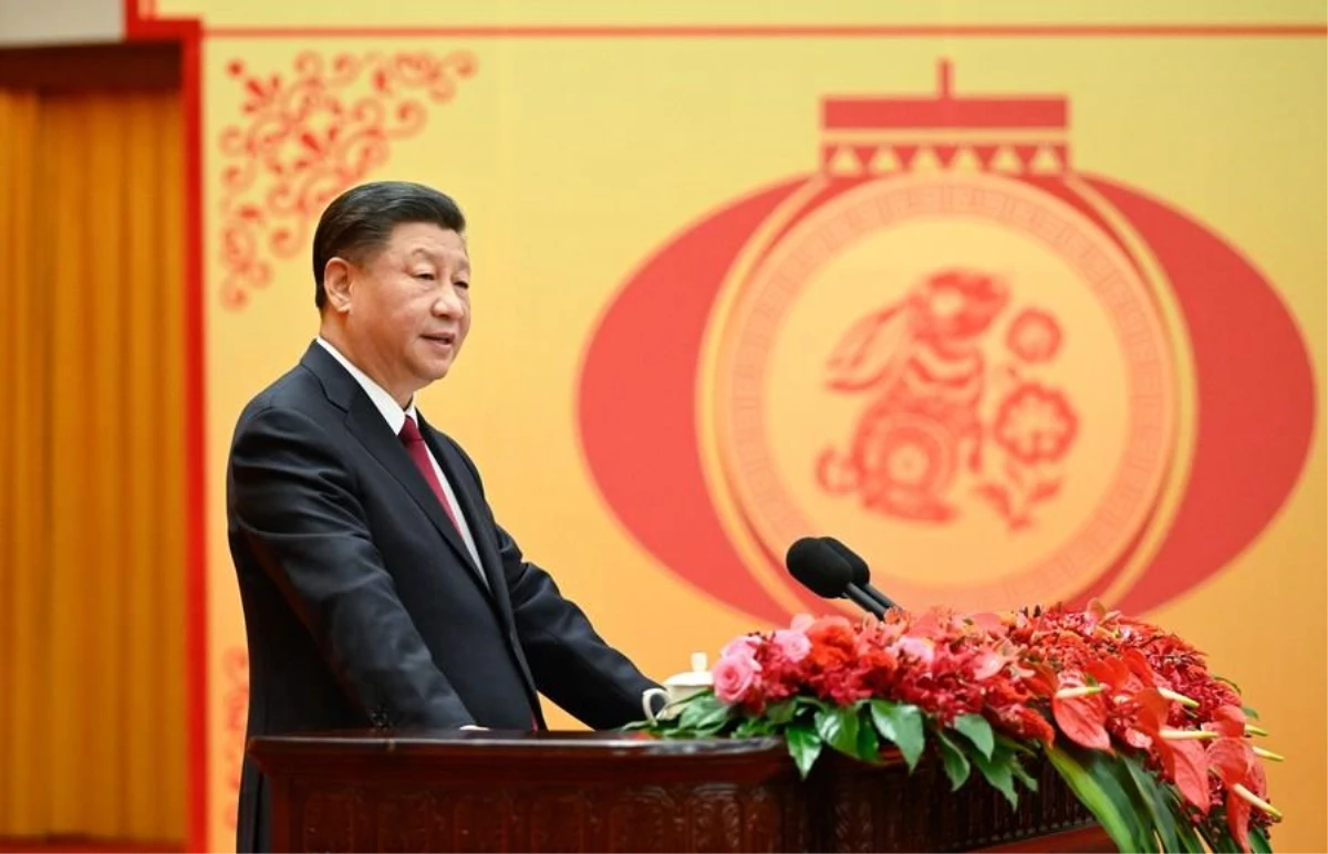 Xi, Tüm Çinlilerin Bahar Festivali\'ni Kutladı