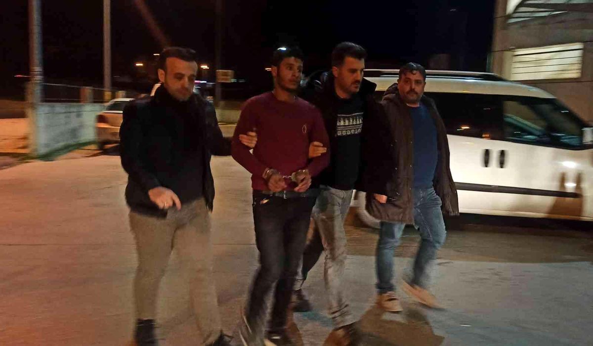 Yabancı uyruklu şahıslar kavga etti: 2 yaralı
