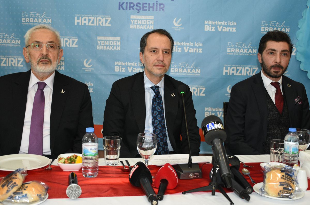 Yeniden Refah Partisi Genel Başkanı Erbakan'dan İsveç'e tepki