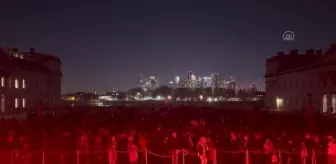 Ay Yeni Yılı kutlamaları kapsamında İngiltere'nin başkenti Londra'da bulunan Old Royal Naval College'da ışık gösterisi gerçekleştirildi.