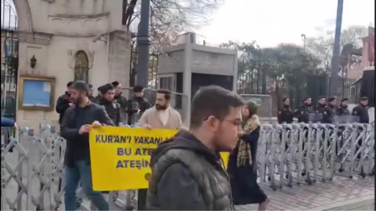 İsveç\'te Kur\'an-ı Kerim yakılması protesto edildi