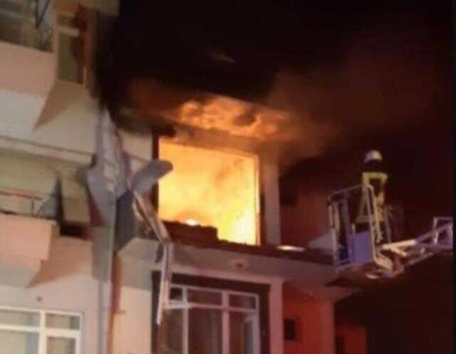 Kocaeli'de doğal gaz borusunun patlaması sonucu 2'si ağır 5 kişi yaralandı Kocaeli'de doğal gaz borusunun patlaması sonucu 2'si ağır 5 kişi yaralandı