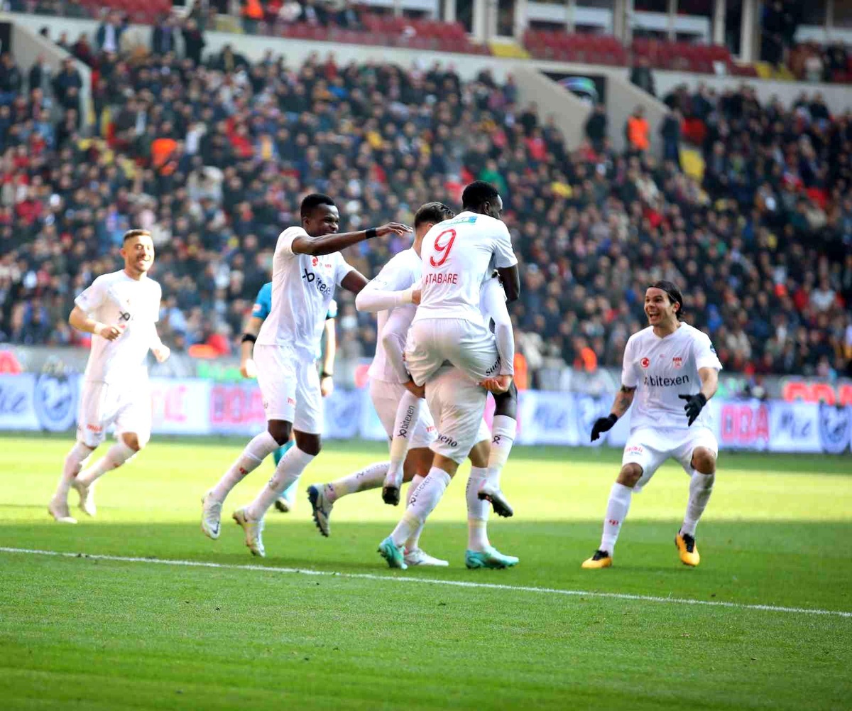 Sivasspor 3 hafta sonra galibiyeti hatırladı
