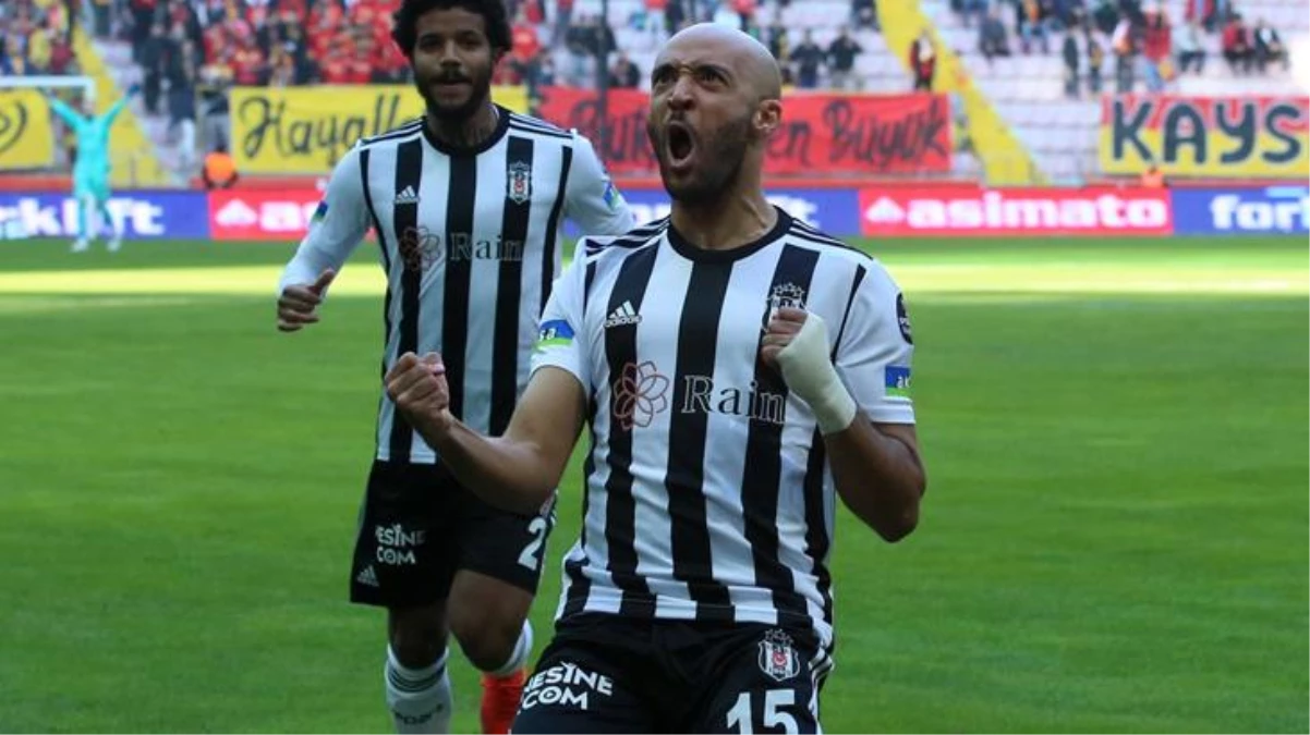 Son Dakika: Beşiktaş, Kayserispor\'u deplasmanda 2-0\'lık skorla mağlup etti
