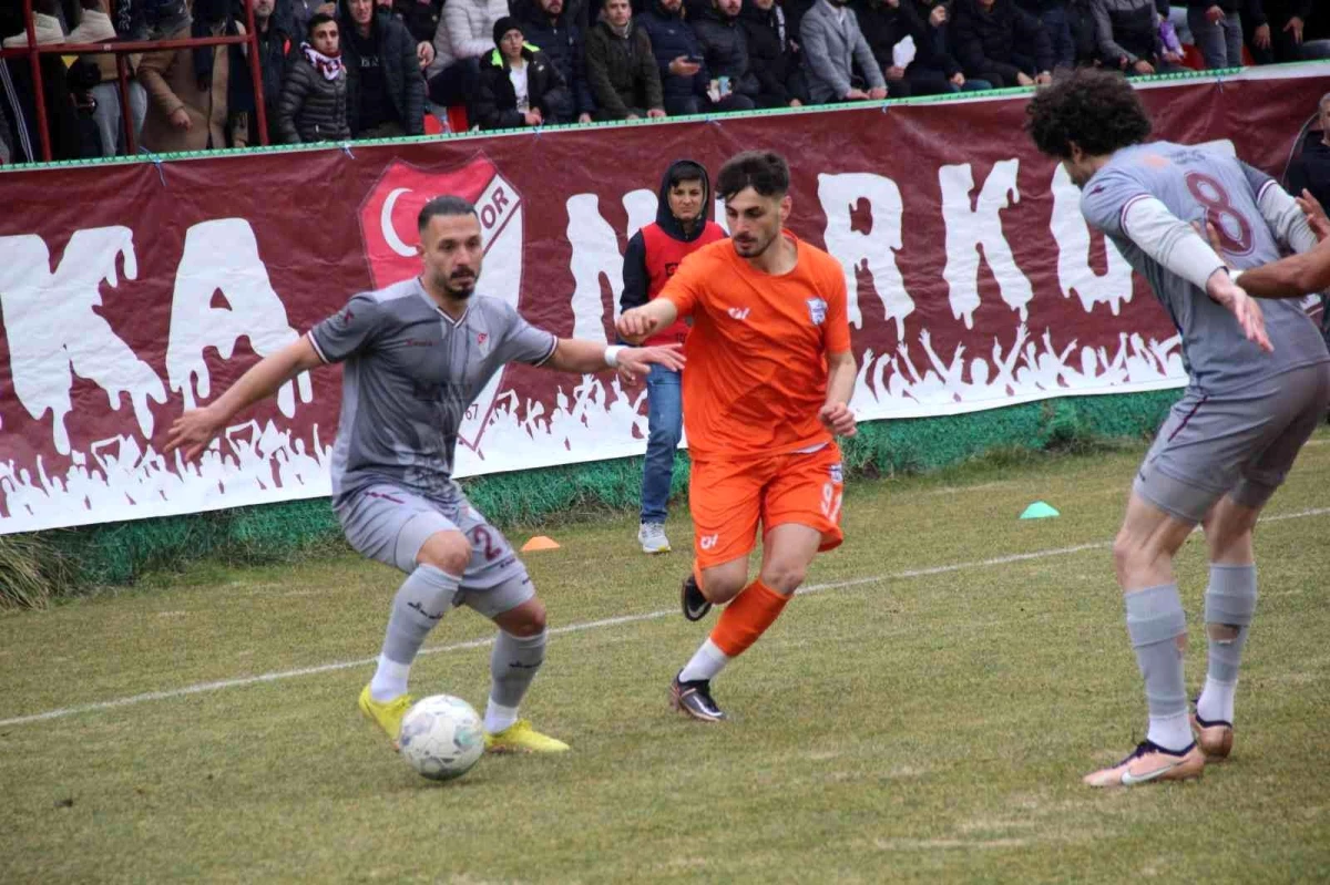 TFF 3. Lig: ES Elazığspor: 0 Yomraspor: 1