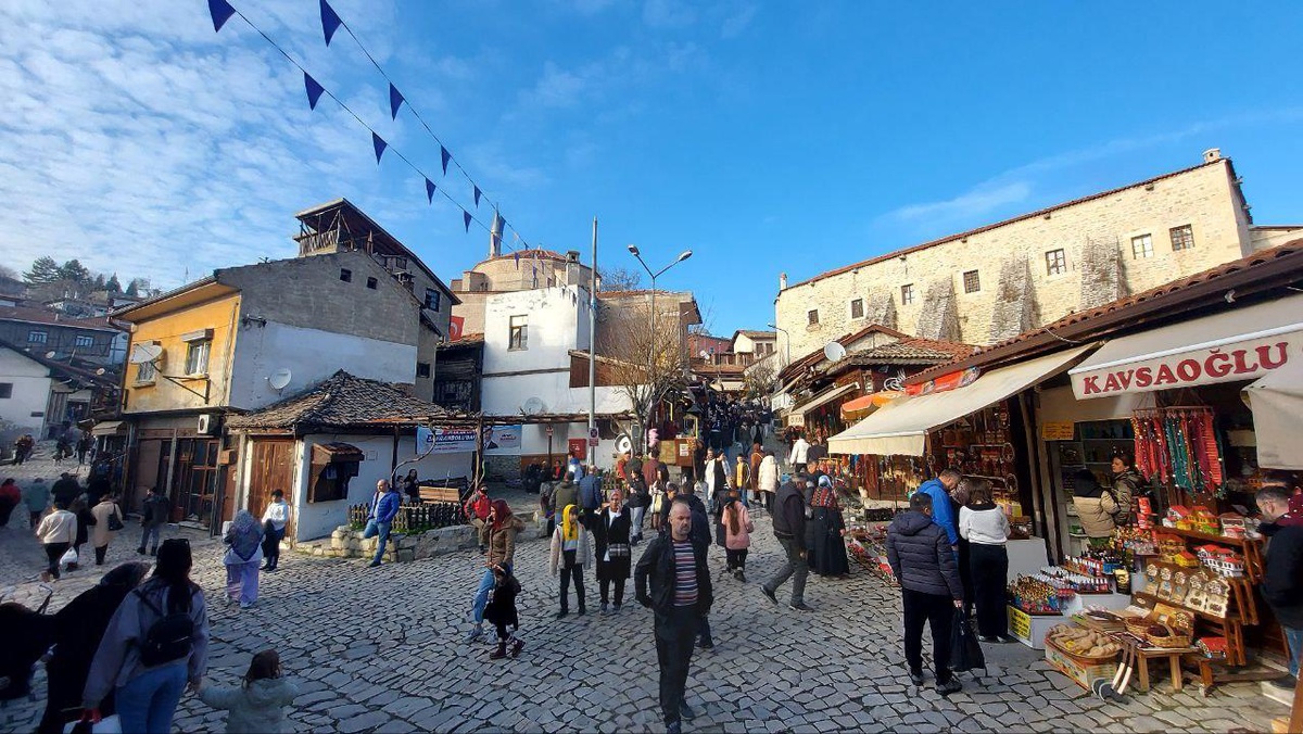 Yarıyıl tatilini tarihi ve doğal güzellikler içinde geçirmek isteyenler Safranbolu\'yu tercih ediyor