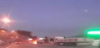 AFYONKARAHİSAR - Seyir halindeki mermer yüklü kamyon yandı