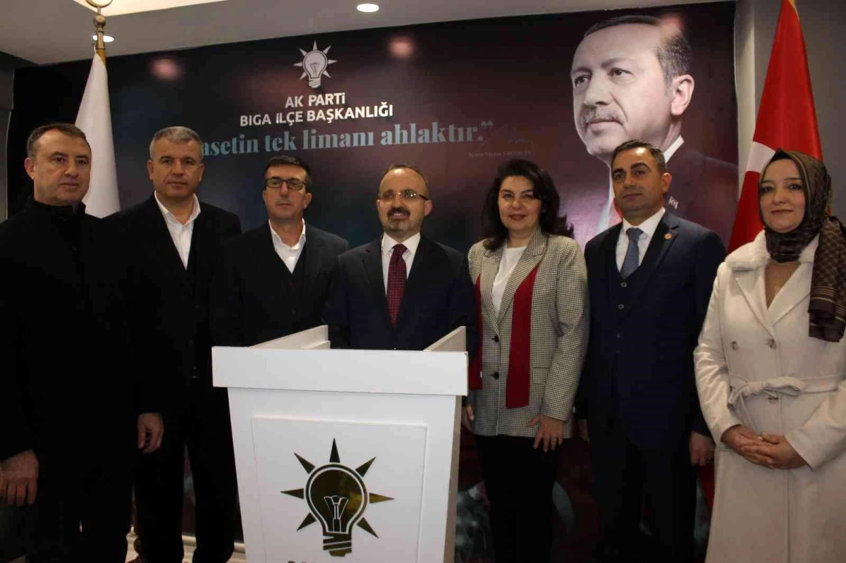 AK Partili Turan: "Başörtüsü konusunda CHP net özür dilemelidir"