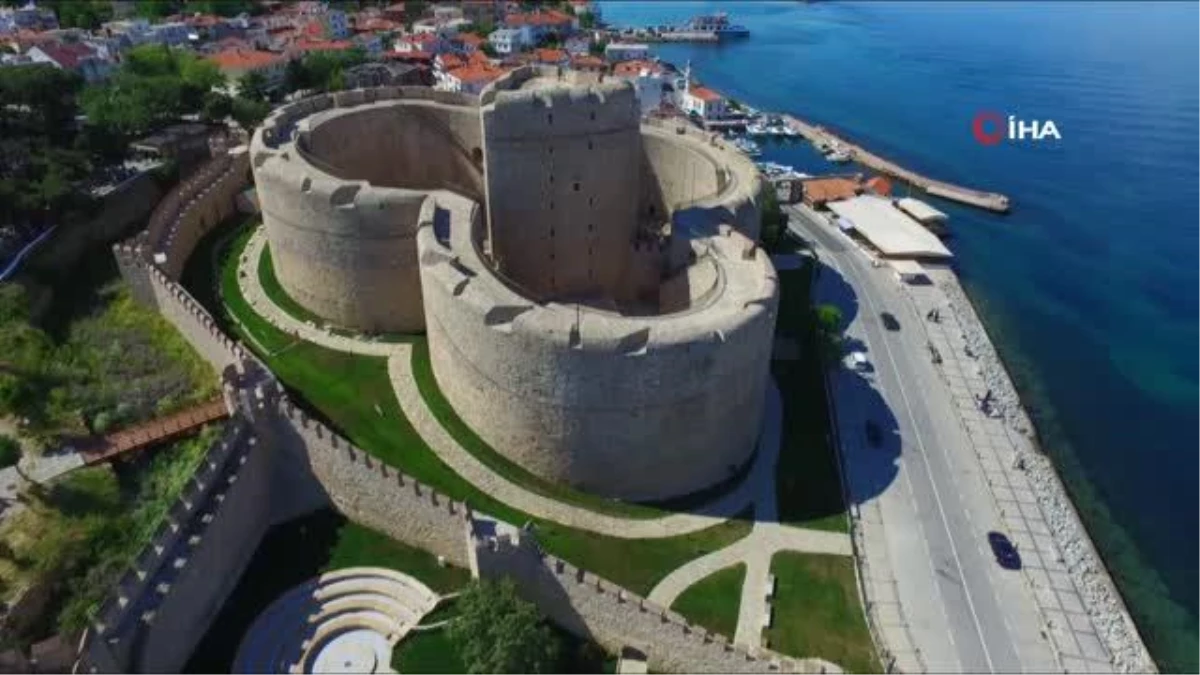 Çanakkale Savaşı\'nın gazi kaleleri ayağa kaldırıldı