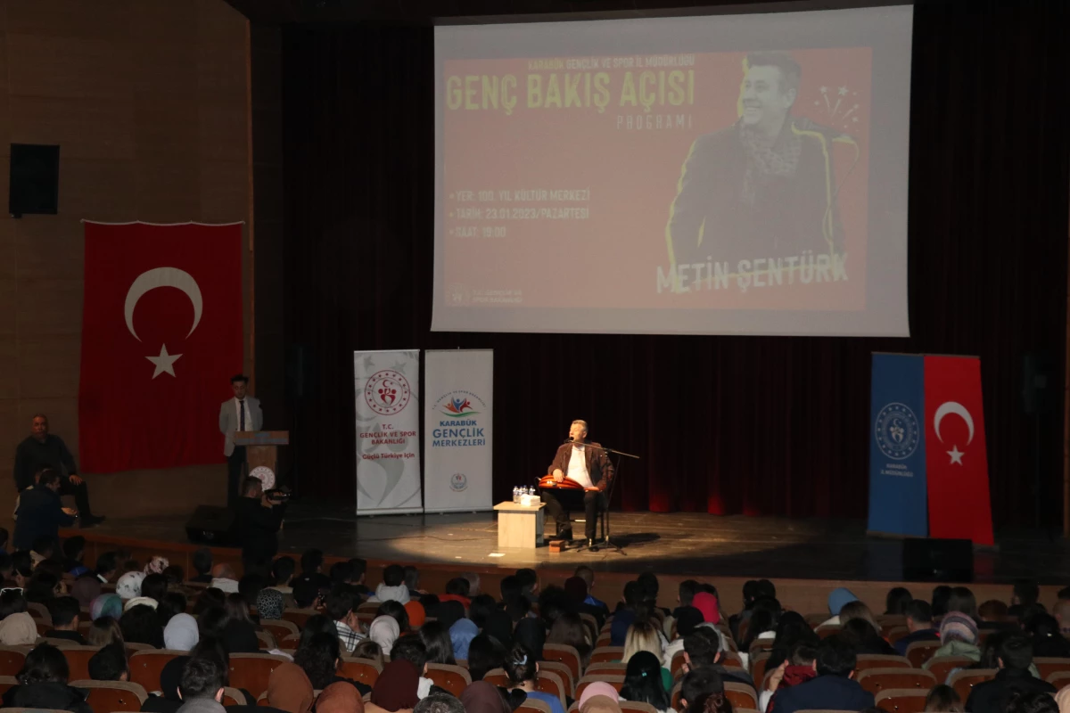 Gençlik ve Spor Bakanı Kasapoğlu, telefon bağlantısıyla öğrencilere seslendi