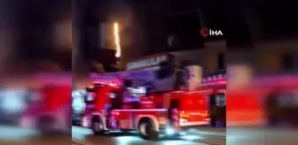 Geri dönüşüm atölyesinde çıkan yangın paniğe neden oldu