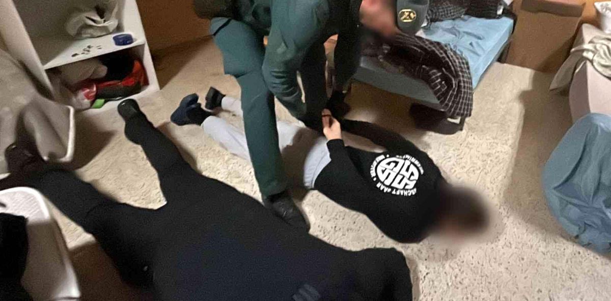 İspanya\'da Ukraynalıları kaçak sigara üretiminde kullanan çete çökertildi