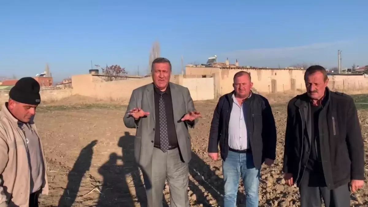 Ömer Fethi Gürer: "Kuraklık Nedeniyle Buğday Gelişmedi. Bu Mevsimde En Azından Görünür Olması Lazımdı. Buğday Çıkmadı"