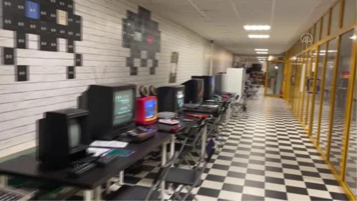 Polonya\'daki "Bilgisayar ve Video Oyunları Müzesi" nostalji meraklılarını buluşturuyor