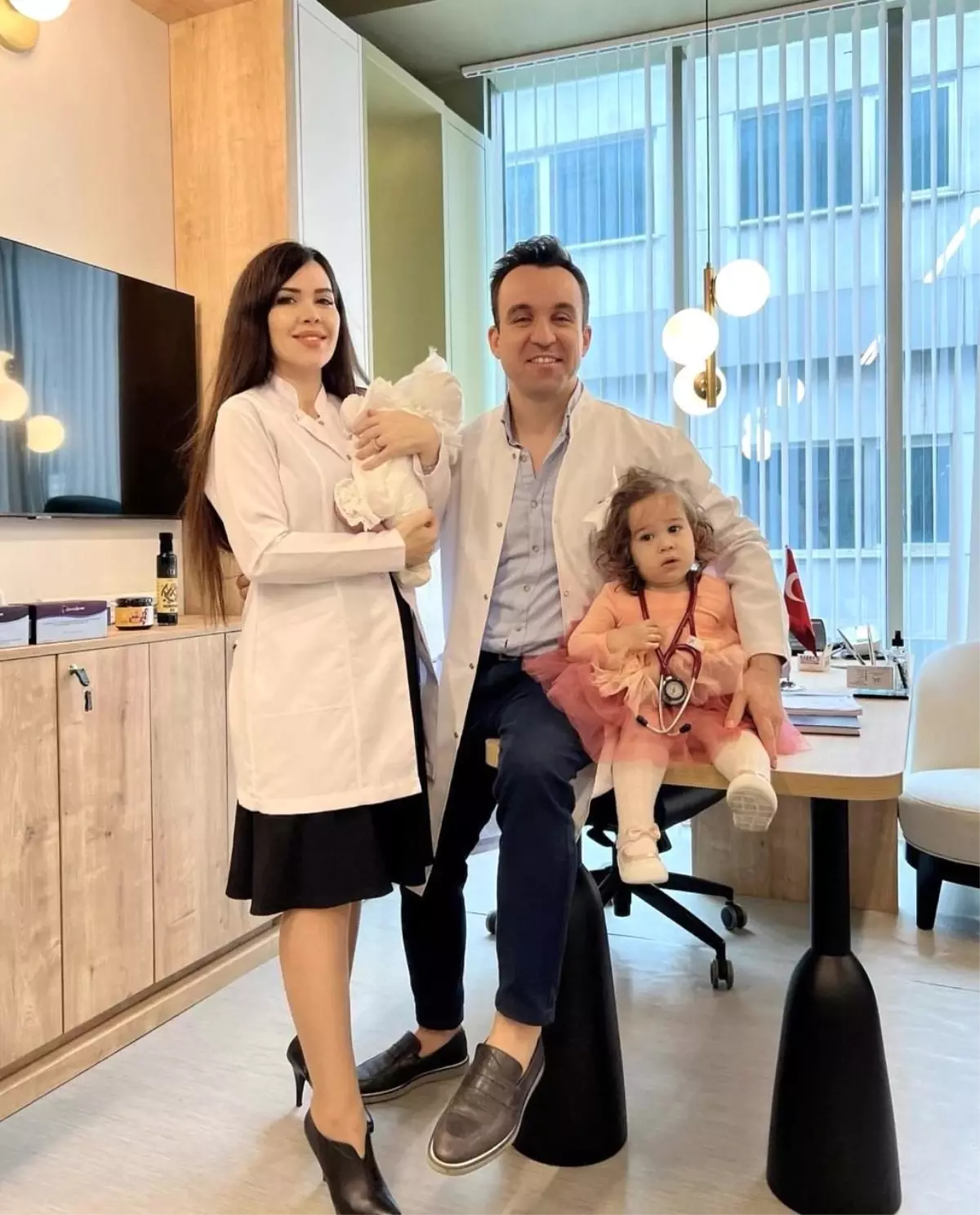 Sosyal medya fenomeni Özlem Lina Öz\'e anlamlı jest