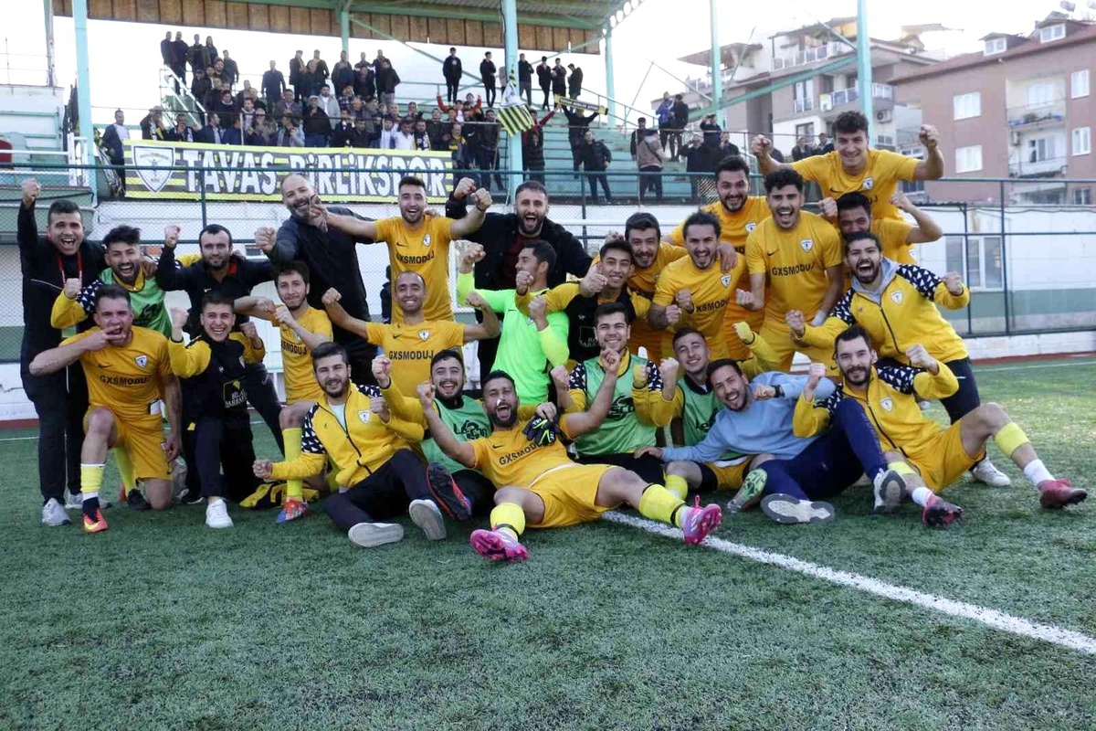 Tavas derbisini kazanan Tavas Birlikspor oldu
