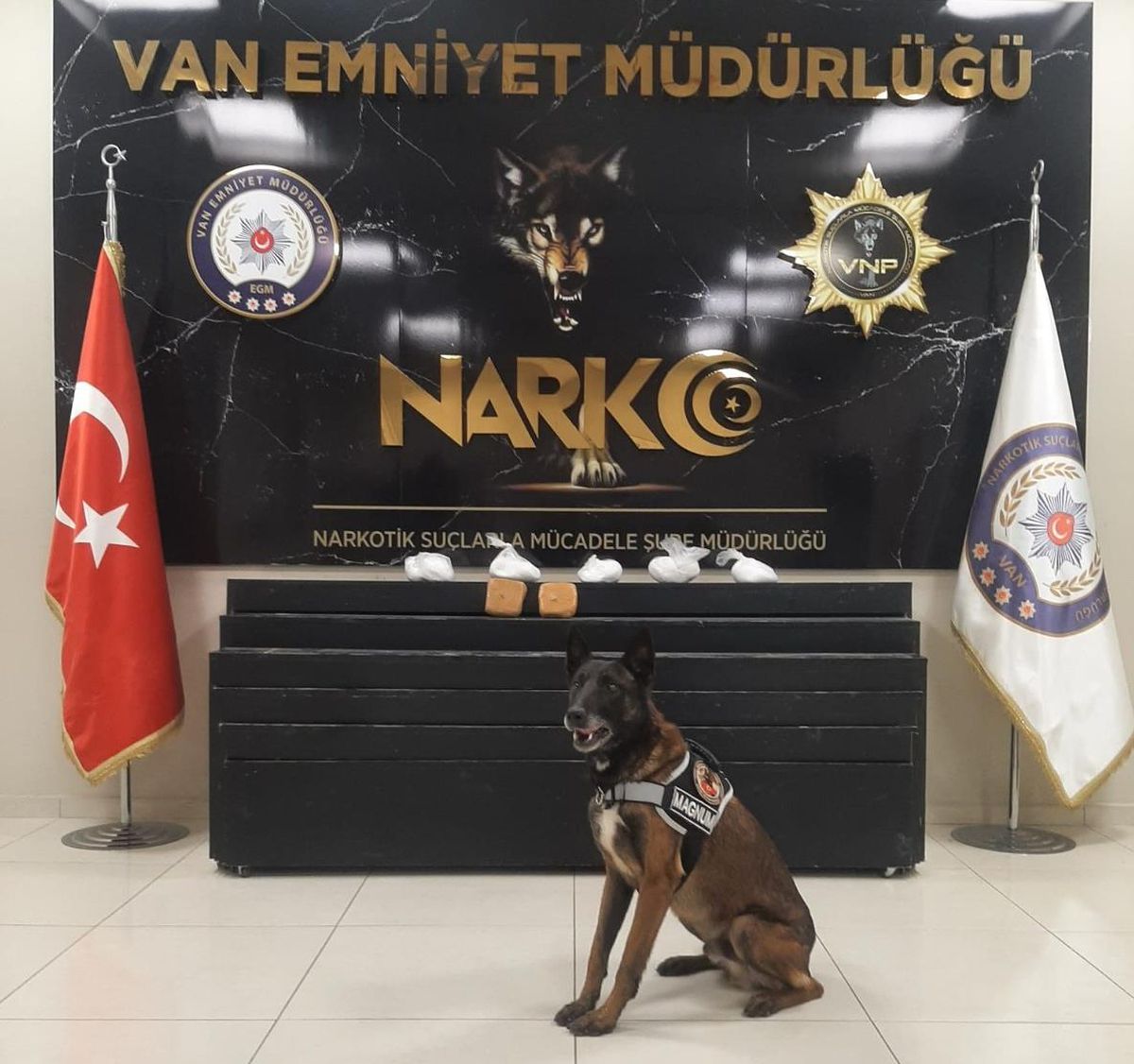 Van\'da 3 kilo 600 gram uyuşturucu ele geçirildi
