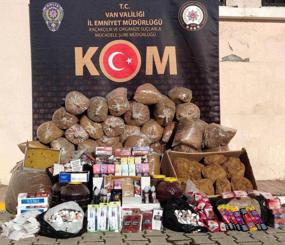 Van\'da gümrük kaçağı malzemeler ele geçirildi