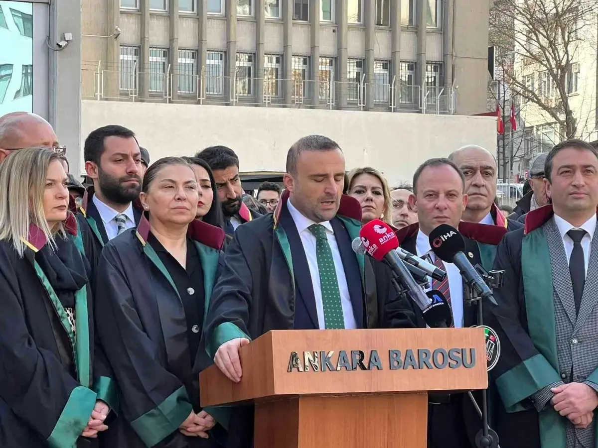 Ankara Barosu\'ndan anlamlı yürüyüş