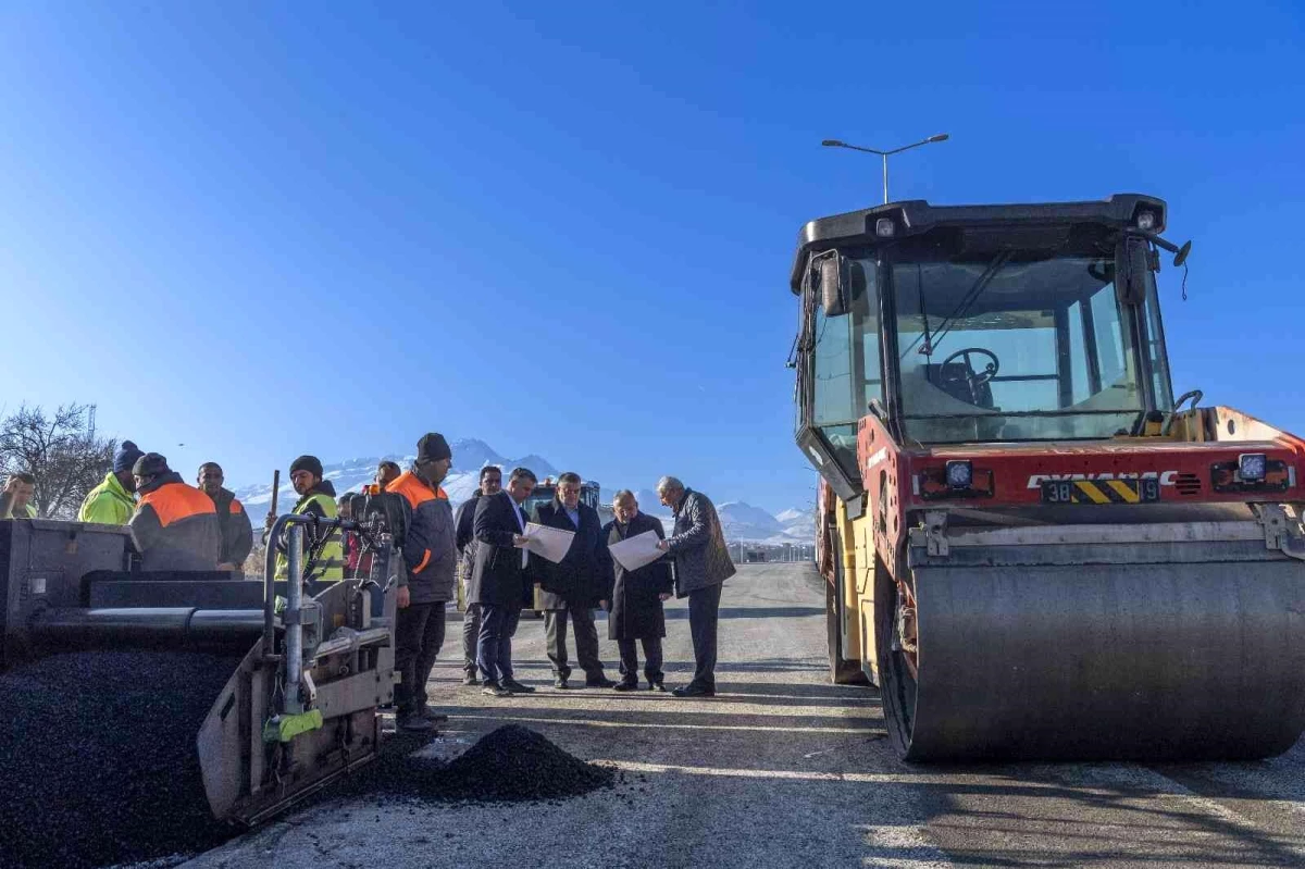 Başkan Büyükkılıç: "Erciyes Bulvarını Talas Bulvarına bağladık"