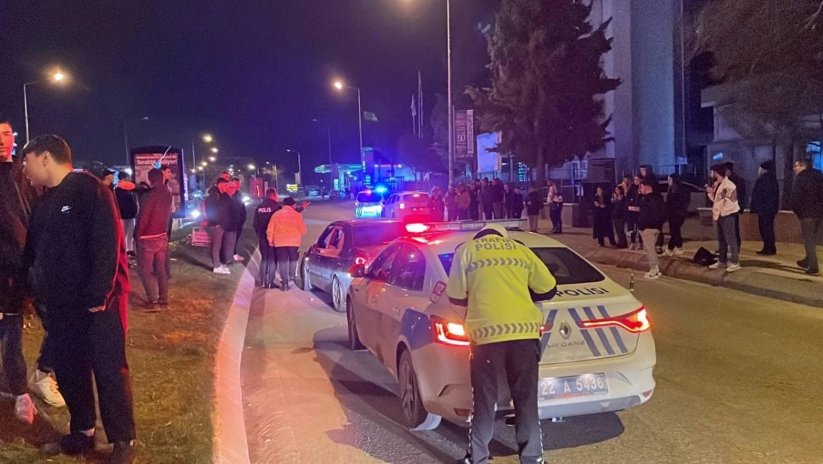Edirne\'de otomobilin çarptığı 3 yaya yaralandı