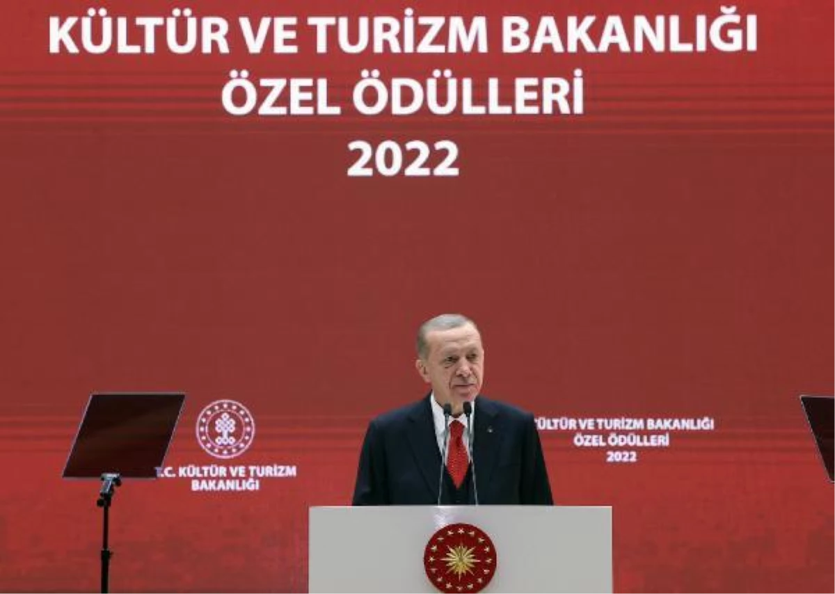 Erdoğan: Türkiye\'nin kültür iklimini tek tipleştiren mahalle baskısını reddediyoruz