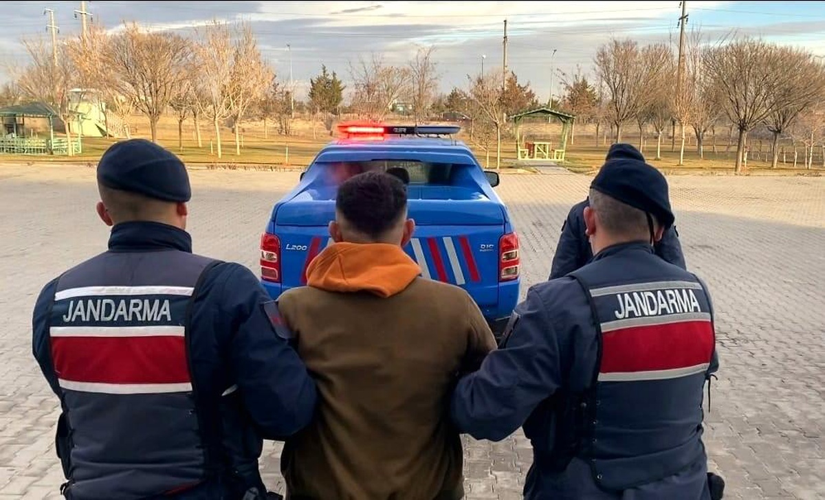 Hırsızlık zanlısı jandarmanın operasyonuyla yakalandı