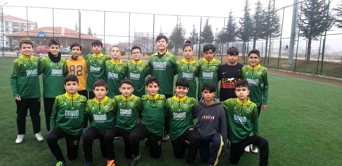 Ihlamurkentspor yarı yılı hazırlık maçları değerlendiriyor