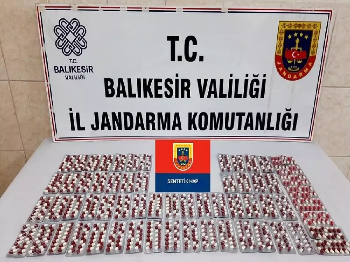 Balıkesir\'de düzenlenen uyuşturucu operasyonunda 8 şüpheli yakalandı