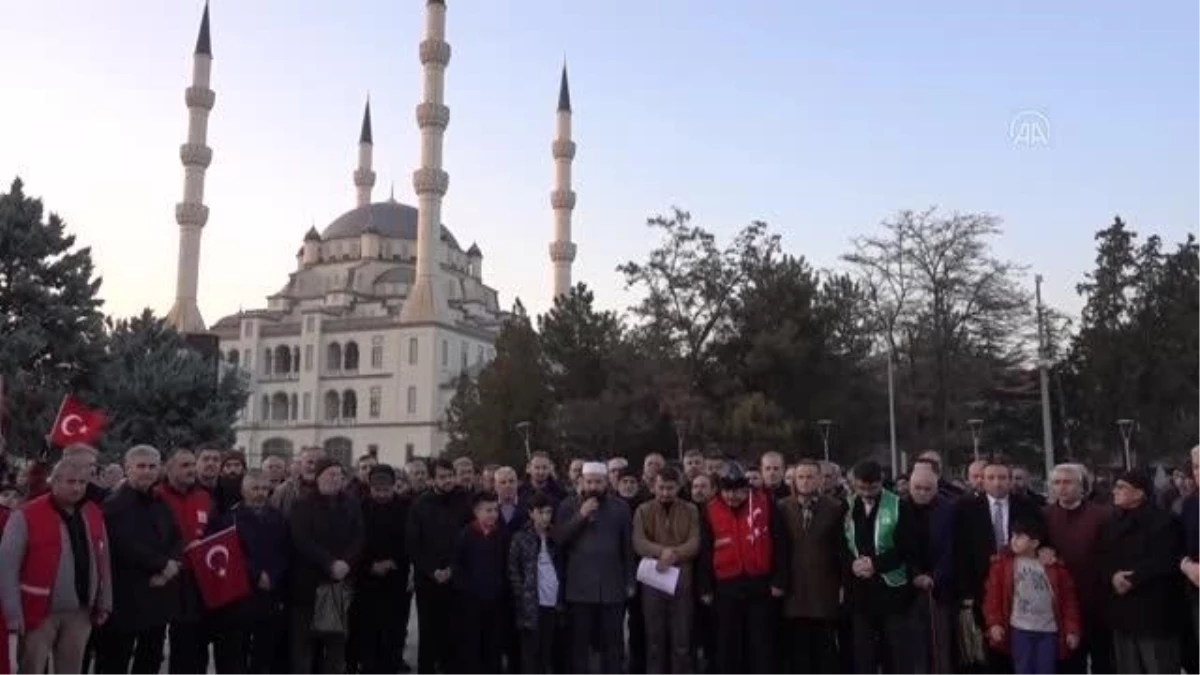 KIRIKKALE - İsveç\'te Kur\'an-ı Kerim\'in yakılması protesto edildi