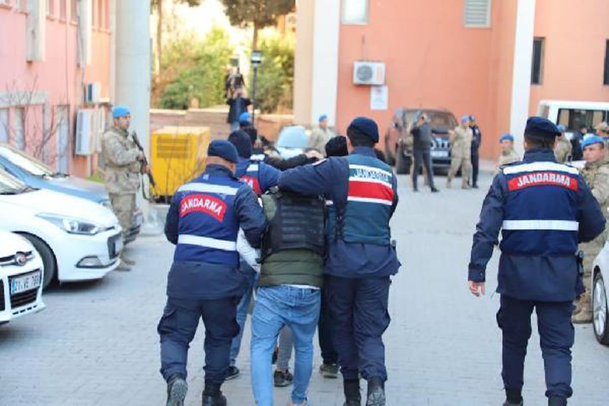 Mardin\'de, cipteki 5 Iraklının öldüğü silahlı saldırının şüphelileri adliyede (4)