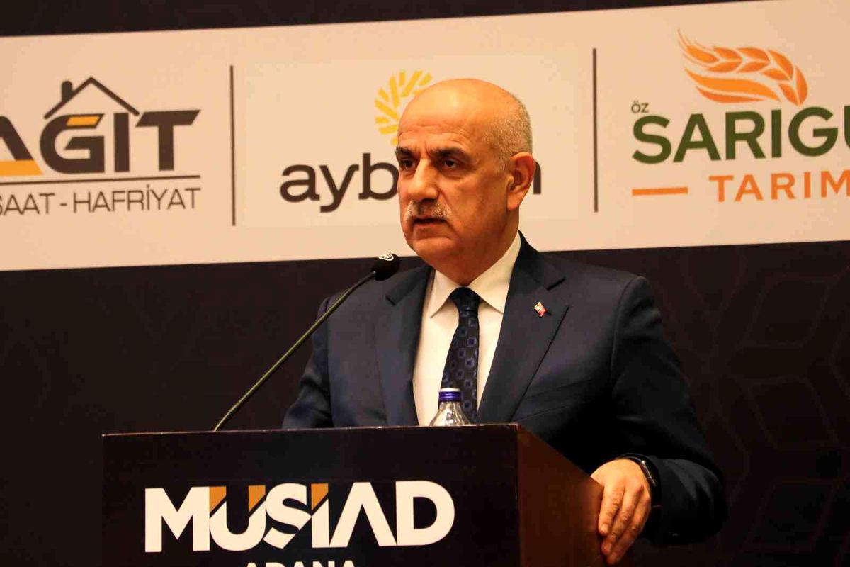 Tarım ve Orman Bakanı Kirişci: "Çiftçi evinde oturacak tarlasındaki sulama sistemine elindeki cep telefonundan müdahil olacak"