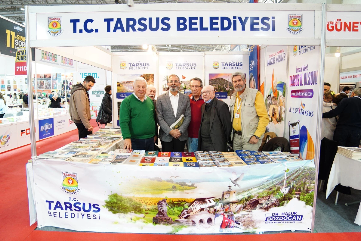 Tarsus Belediyesi\'ne Çukurova 15. Kitap Fuarı\'nda Yoğun İlgi