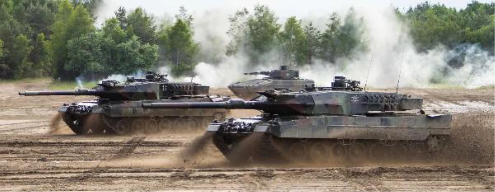 Almanya, Leopard 2 tanklarını Ukrayna\'ya gönderme kararı aldı