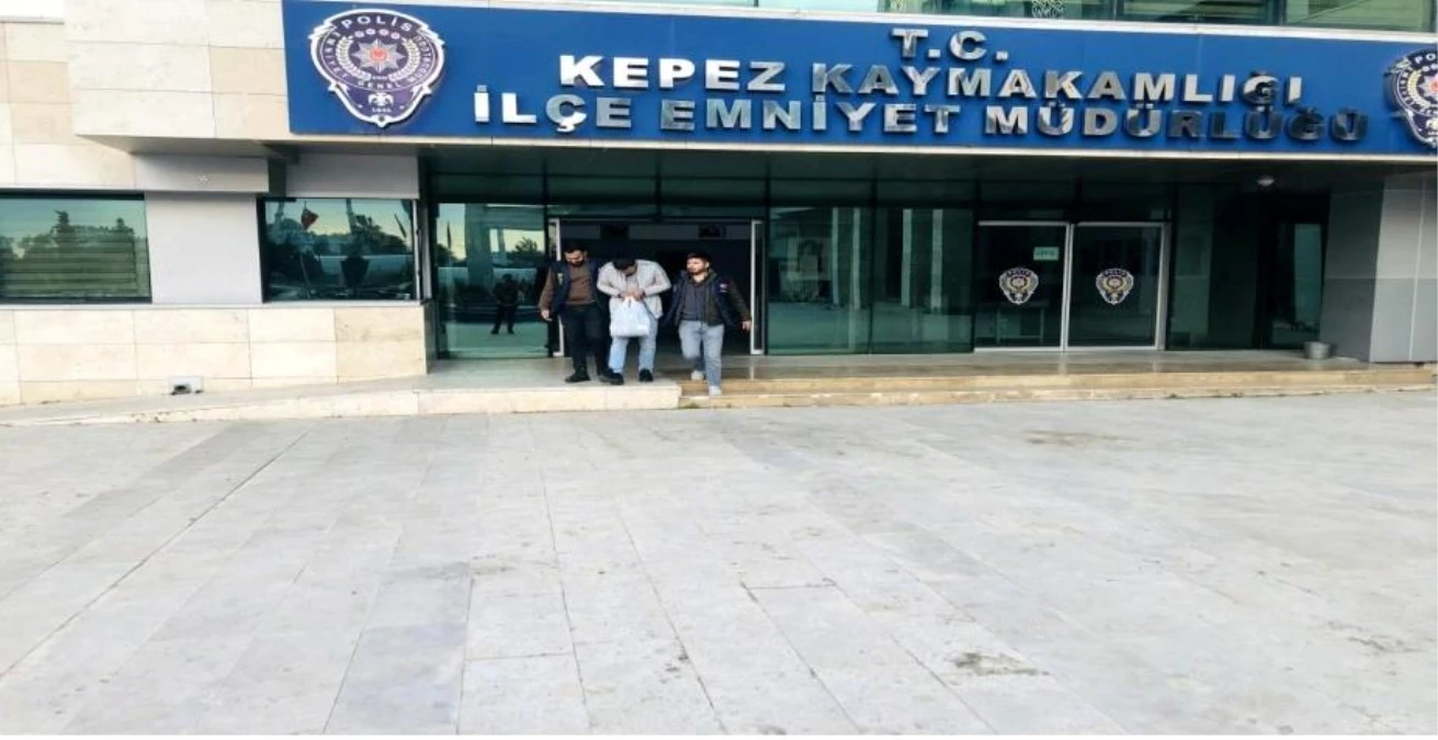 Antalya\'da kesinleşmiş hapis cezası ile aranan 3 şahıs yakalandı