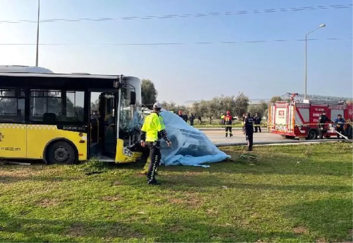 Aydın\'da belediye otobüsü ile cip çarpıştı: 1 ölü, 4 yaralı