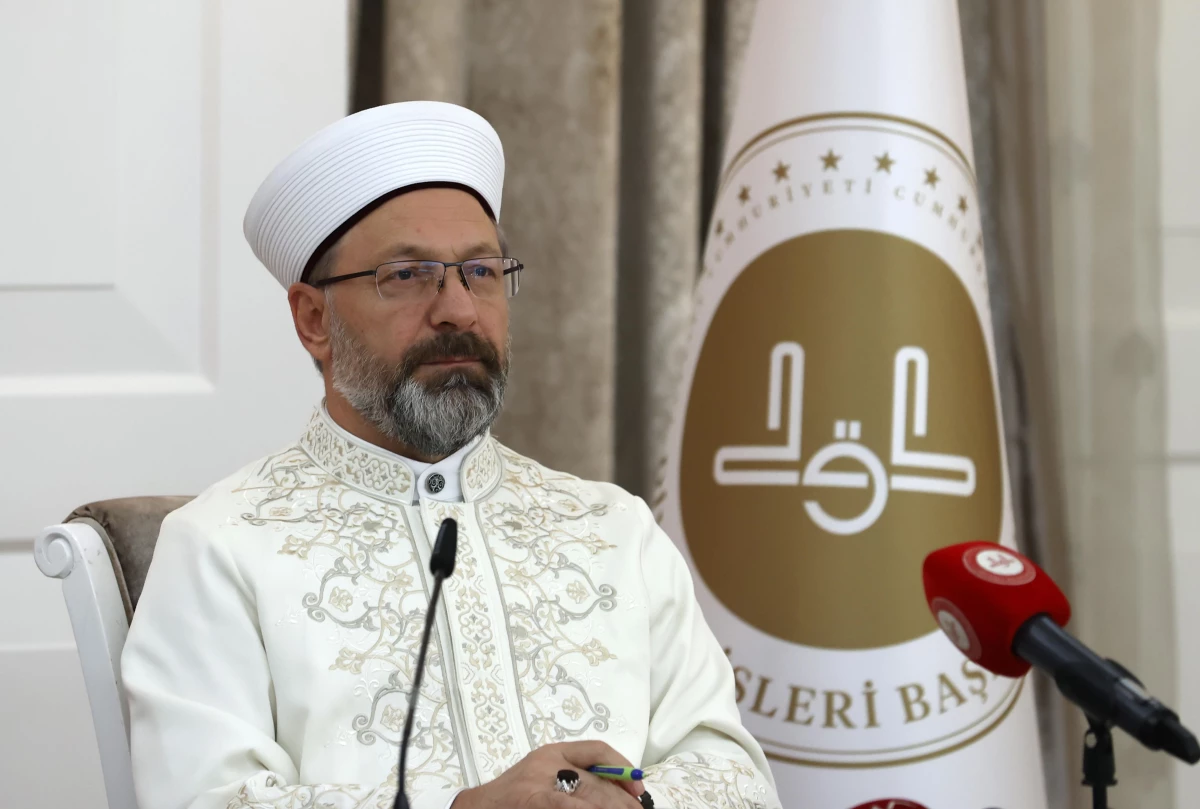 Ali Erbaş İslam\'a yönelik düşmanca tavırlar, ciddi bir insan hakları sorunudur